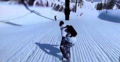 Shaun White Snowboarding